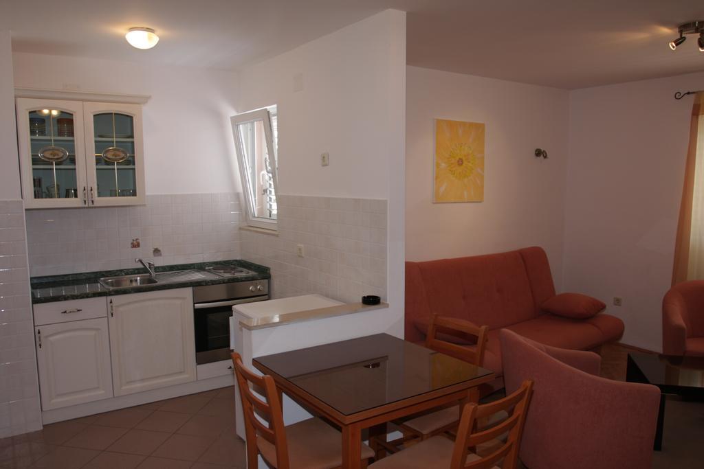 Apartments Ante Makarska Phòng bức ảnh