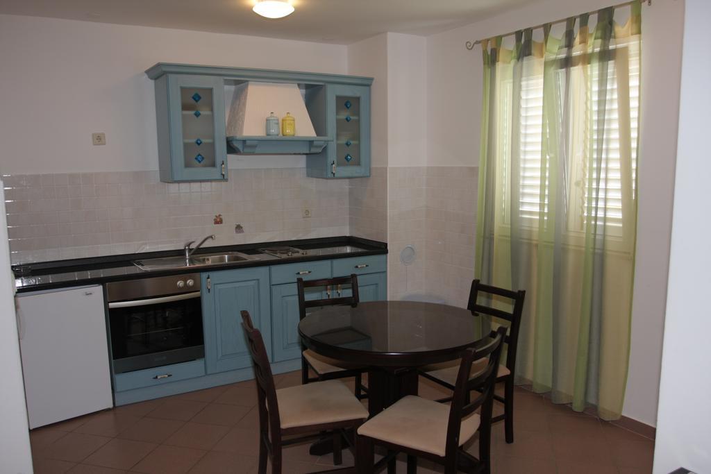 Apartments Ante Makarska Phòng bức ảnh